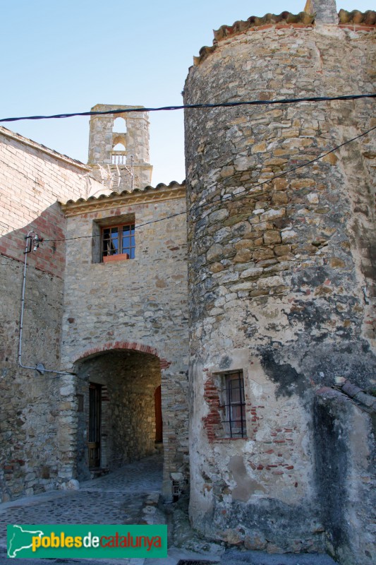 Regencós - Recinte fortificat, torre i porta de ponent