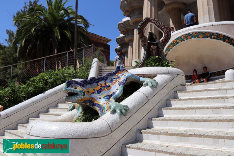 Foto de Barcelona - Park Güell, detall de l'escalinata