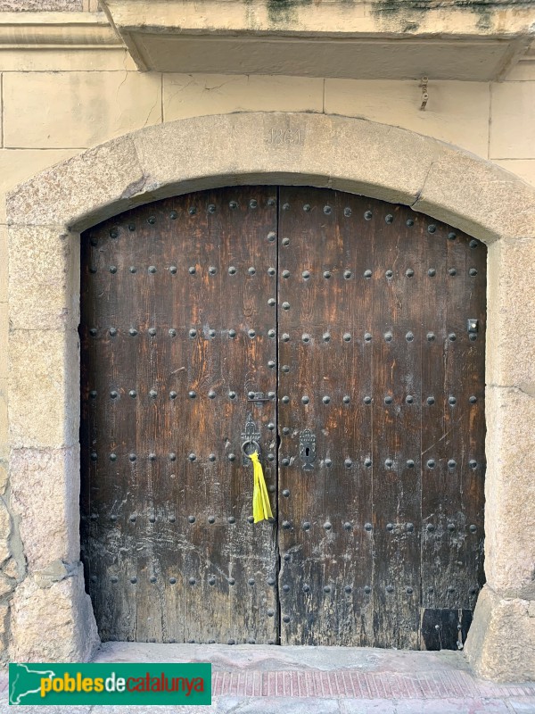 Vila-rodona - Carrer de les Hortes , portal de 1861