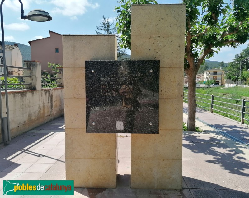 Sant Joan de Mediona - Monument a Clavé