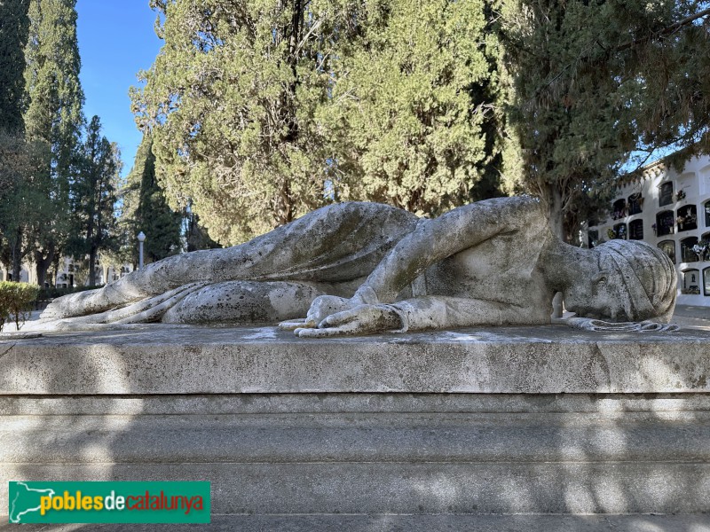 Sant Sadurní d'Anoia - Cementiri. Sepulcre Mir-Ragué