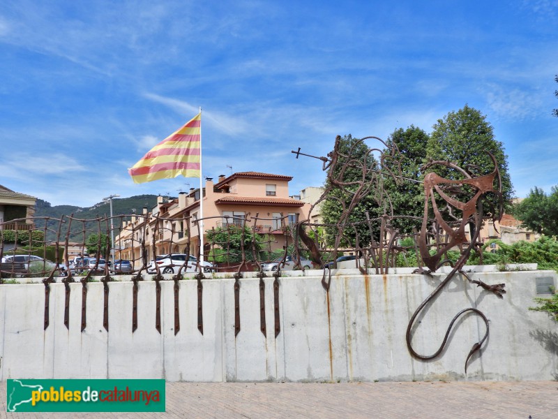 Montblanc - Barana escultòrica de la llegenda de Sant Jordi