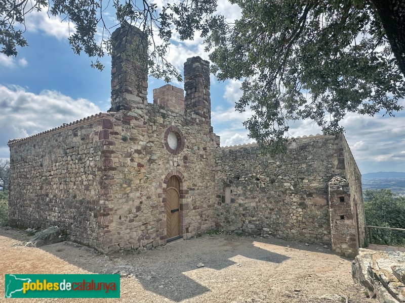 Bigues i Riells del Fai - Capella de Sant Mateu (Castell de Montbui)