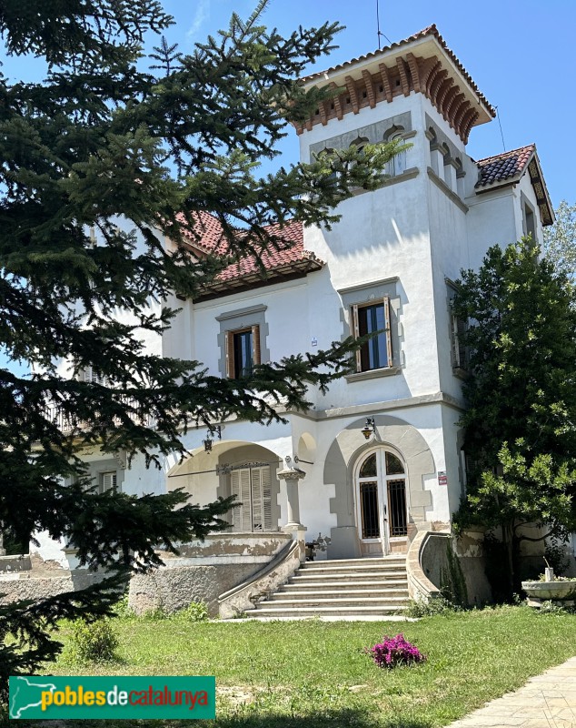 Tona - Casa Joan Llussà (Torre Salvans)