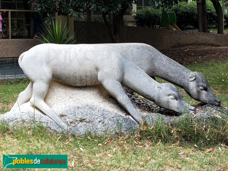 Barcelona - Escultures d'animals als Jardins Vicens Vives