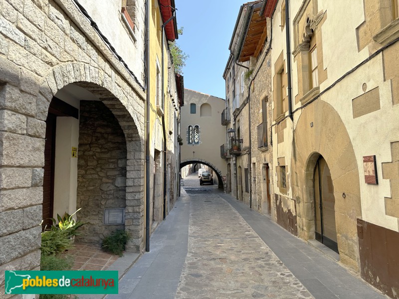 Anglès - Carrer d'Avall