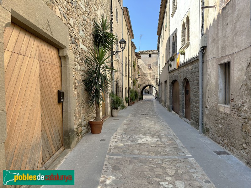 Anglès - Carrer d'Avall