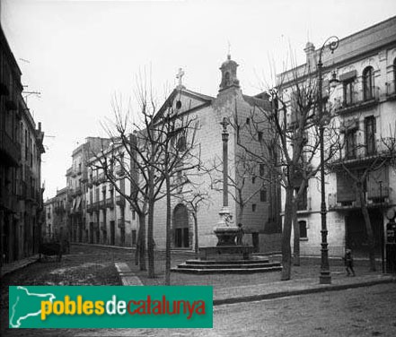 Reus - Creu i font de la plaça de la Sang