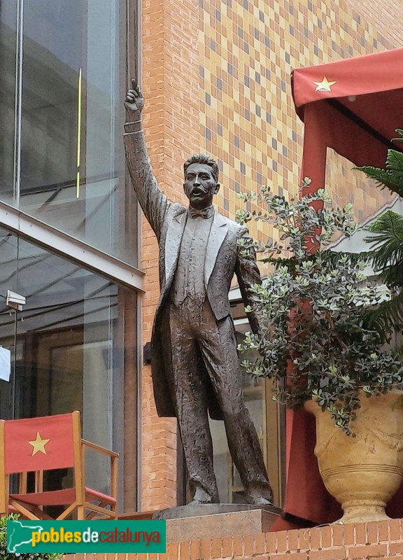 Barcelona - Escultura dedicada a Lluís Millet