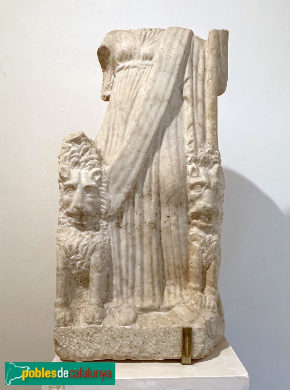 Reus - Museu Vilaseca. Cíbele (segle II dC), procedent de la vil·la romana dels Antigons