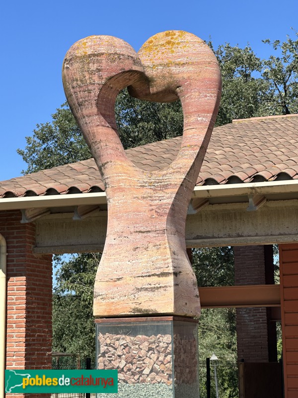 Quart - Museu de la Terrissa. Escultura <i>Germinal</i>