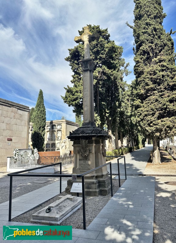 Reus - Cementiri. Monument a Josep Sardà i Cailà