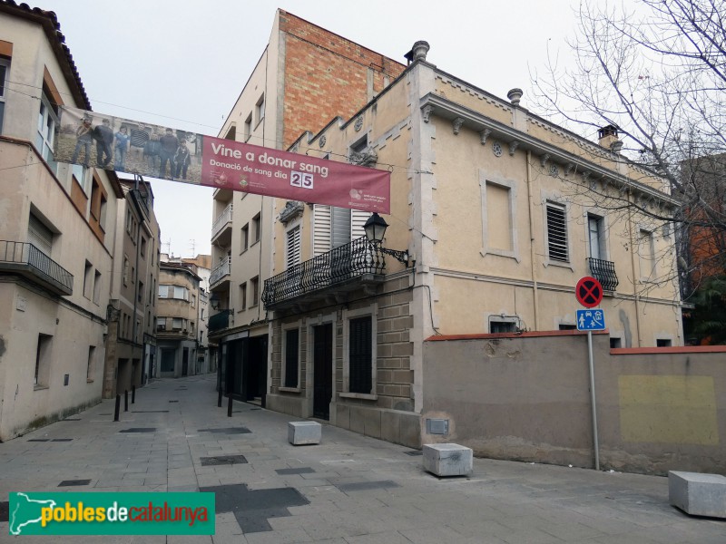 Cassà de la Selva - Casa Josep Vilallonga (Casa Olivé)